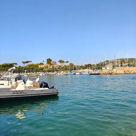 Casa Di Luca E Giulia * Santa Marinella